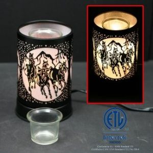Brûleur de cire et HE Chevaux sauvages noirs