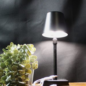 Lampe rechargable usb aluminium noir